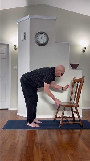 Chair Yoga for Senior Golfers (55+): Strengthen Your Core for a Better Swing