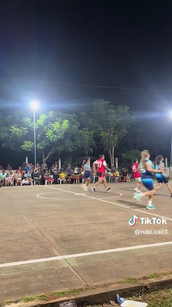 Videos de Rubi vail (@rubi.vail3) con “original sound - Flow Dance Nine Elms”