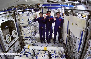 94K views · 601 reactions | The #Shenzhou-14 astronauts successfully entered the #Mengtian lab module of China's space station #Tiangong at 3:12 pm (Beijing Time) on Thursday, according to the China Manned Space Agency. #ChinaTech "China's space station is home to all humanity," said Liu Yang, one of the crew. #SharedFuture | Xi's Moments | Facebook