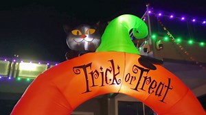 10FT Large Halloween Inflatable Archway Decoration, Halloween Blow Up Lighted Archway with Ghost & Black Cat & Cornucopia, Trick & Treat Yard Garden Patio Lawn Outside Decor