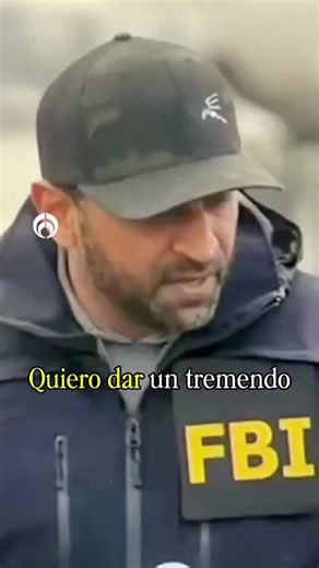 FBI aplaude a #México por captura de fugitivo prioritario 🇲🇽🇺🇸 El director del FBI, Kash Patel, reconoció la labor del Gobierno de México tras la detención de Ryan James Wedding, exsnowboarder olímpico canadiense. Se trata de uno de los 10 más buscados, acusado de tráfico de cocaína, asesinato y vínculos con el Cártel de Sinaloa. 👮 VIDEO: Radio Fórmula