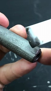 ¿ACERO LIQUIDO? La solución definitiva. ¡Sí! El "acero líquido" es un tipo de pegamento epoxi muy resistente y versátil que se utiliza para reparar y unir superficies diversas. También se conoce como "epoxi líquida" o "soldadura líquida". | Mecánico Rústico