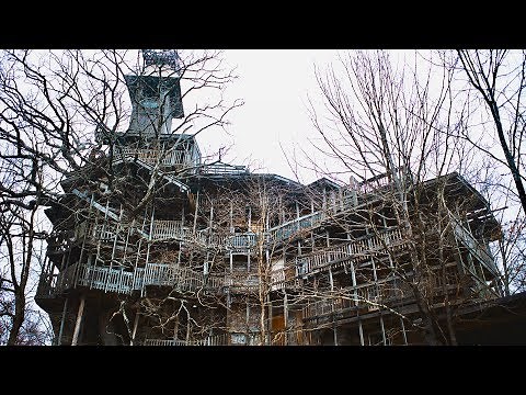Minister's Tree House (World's Largest Treehouse) - ABANDONED (Demolished)