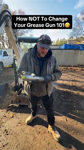 231K views · 19 reactions | When you’re just trying to swap out a grease gun cartridge and somehow end up snapping the whole thing on camera. #greasegun #constructiontips #constructionlife #torontolandscaping #heluxelandscaping | Heluxe Landscaping | Facebook