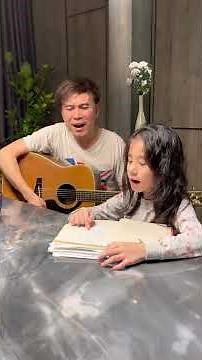 小小敬拜者林心義「牽我的手」閩南語詩歌。Little worshipper Shania Charis “Hold my hand” (Hokkien song “Khan gua e chiu”)