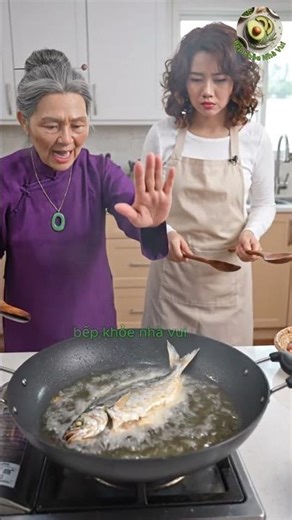 Cách chiên cá giòn rụm không bị dính chảo đơn giản nhất #chienca #meonhabep #monngonmoingay