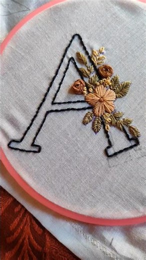 Easy Embroidery Design ✨/ Leaf Embroidery 🪡#embroidery #initial #shorts