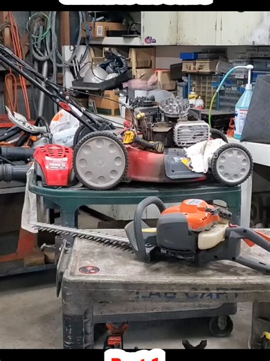 Hedger only runs on choke, carburetor and fuel line repair. Easy DIY on Husqvarna 122hd45 no start (1)