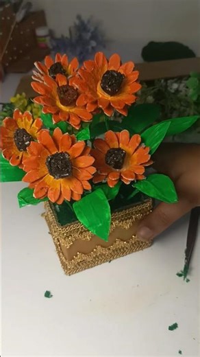“Simple DIY Flowers That Look Real” #diy #shorts #flowers ‪@aditiarts1817‬