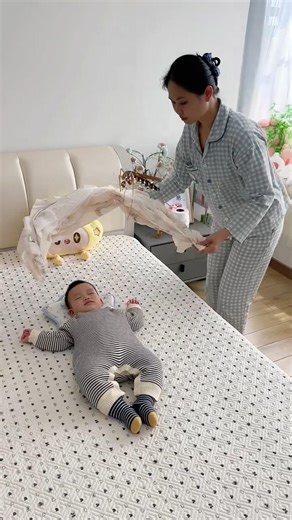 Smart Baby Comfort💛Fold Mosquito Net for Safe Sleep#shorts#smarttools #viral#utubeshorts#viralvideo