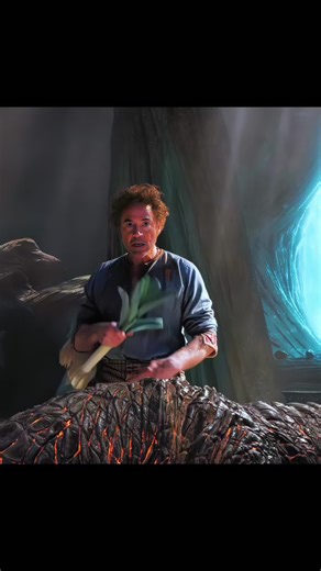 The man inserted the green onion into the dragon's anus.#movie #film #tiktok #fypシ゚viral #fyp