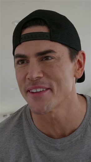 HOME MAKEOVER NIGHTMARE TONIGHT ON LMN!