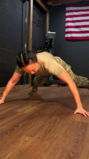 army fitness test female #armyfitness #femalearmy