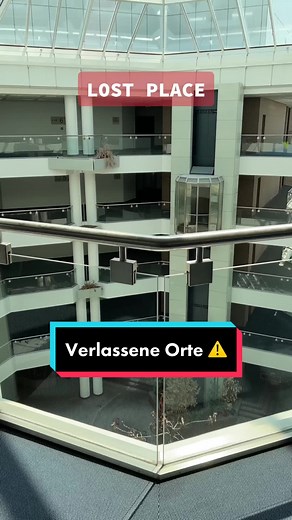 Follow for more ❤️ #urbex #urbexworld #urbexgermany #urbexeurope #lost #lostplace #lostplaces #explore #urbanexploring #verlassen #verlasseneorte