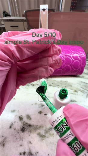 St. Patrick's Day Accent Nail Inspiration
