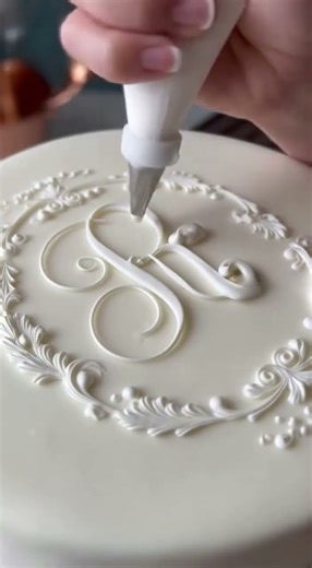 Chocolate Oreo Crunch Cake 🍪🍫 | Cake Layers & Designs