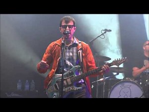 Weezer at Rock The Shores 2013: Say It Ain't So
