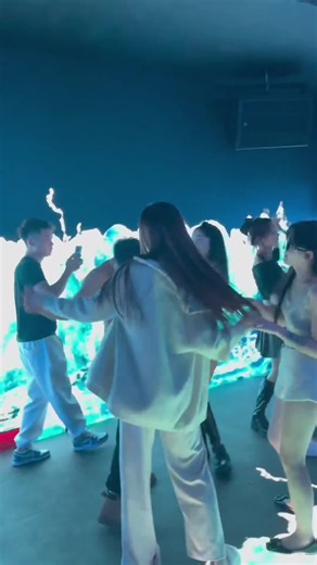 Immersive Nightclub Karaoke Experiences Across the Globe