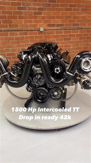 Our 388/427 TT Intercooled Outlaw comes complete with headers to fit your application, turbos, wastegates, a billet intake with a built-in water-to-air intercooler, all the charge piping, blow-offs, plumbing for oil, fuel, and vacuum reference, and full wiring with ECU tuning. It has never been easier. | Nelson Racing Engines