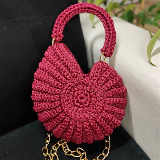 Crochet Seashell Bag Pattern – Nautilus Purse, Summer Pouch (PDF Download) - Etsy