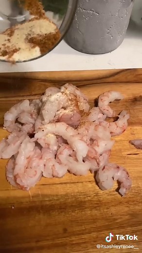 Low Carb Keto Shrimp & Grits Recipe