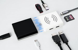 Combohub modular laptop hub and 65W PSU