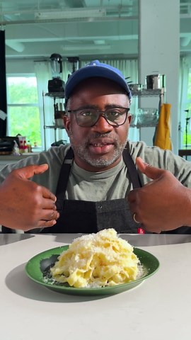 How to make real fettuccine Alfredo