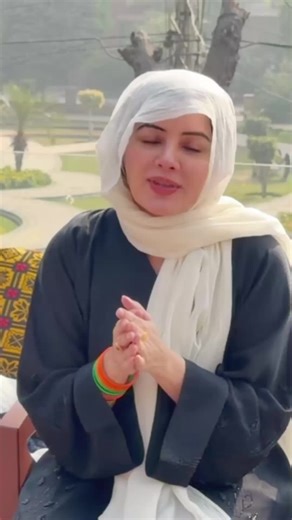 Explore Beauty Through Dr. Asma Khan's Inspiring Video