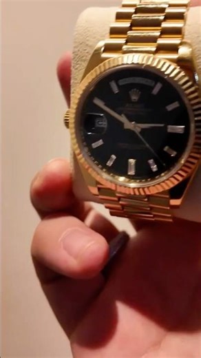 ⌚️How many grams of 24k gold are in a Rolex gold watch? #gold #goldfactory #money #goldbar