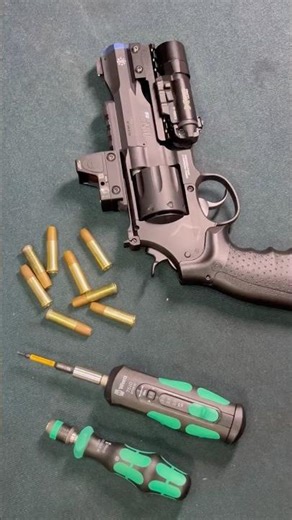 Tatical Revolver! M&P R8 Airsoft, Umarex #airsoft #toyguns #pewgun #pewgun #marui