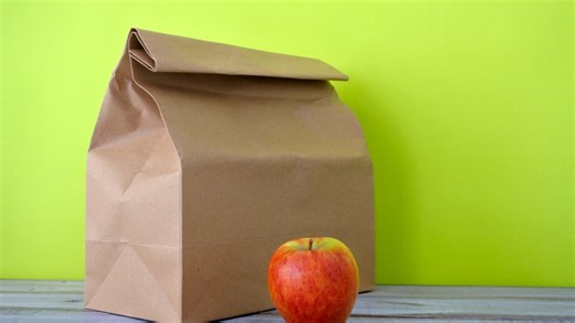Packing a school lunch for under $3 is possible. Here's how