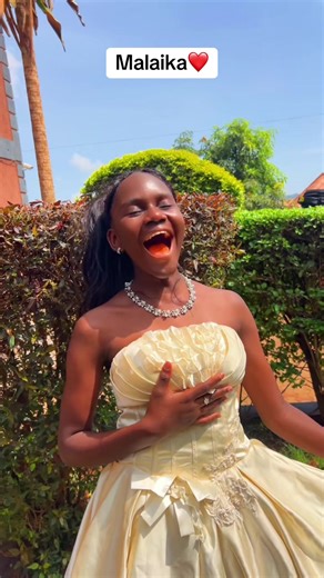 Creative Voice Effects for Family Christmas Wishes