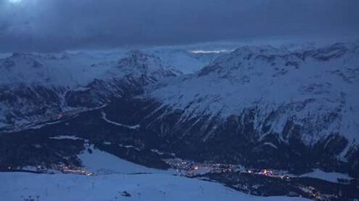 HD Live Webcam St. Moritz - Piz Nair Bergstation 3030m