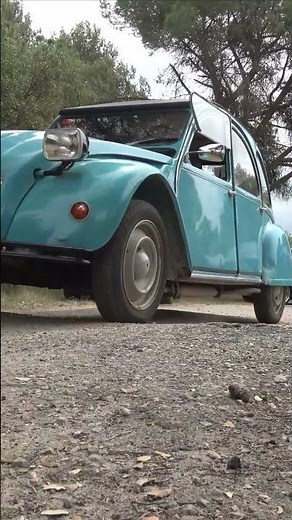 🇫🇷 Citroën 2CV, el clásico francés que conquistó el mundo 🌟 #coche #autos