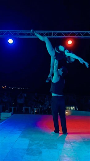 #circus #dance #rek #duo #treiding #show #act #acrobatics #gimnastics #artist #circuslife #adagio