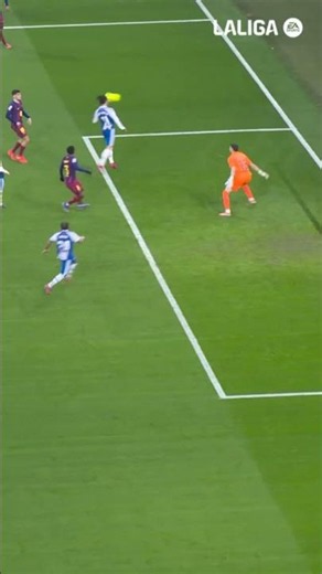Joan Garcia with the best save of the season 👊 #shorts #LaLigaHighlights
