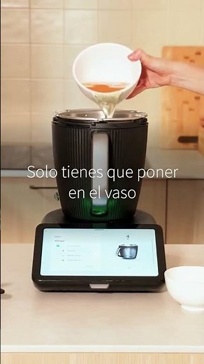 Thanks to the Thickening Mode, you can have incredible custard in five minutes with Thermomix®✨