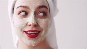 These natural skin treatments can be done at home with common pantry staples! | Everyday Health