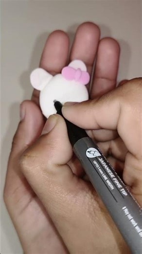 How to make clay Hello Kitty🐈🐱#kitty#clay#catlovers#hellokitty#explore#clayart#shorts#art#artist#