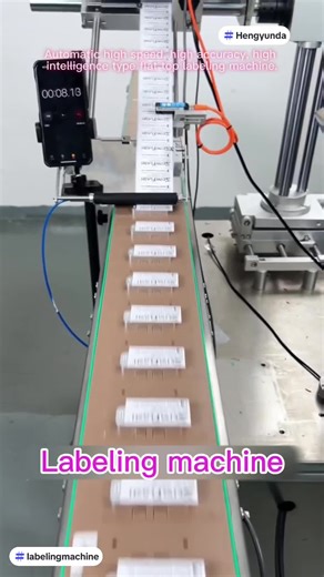 Automatic flat top labeling machine which is high speed type with high accuracy and high intelligence. Welcome to customize #labelingmachine #machinery #cappingmachine #fillingmachine #packagingequipmentmanufacfurer #packagingmachine #fyp #hengyundafttr