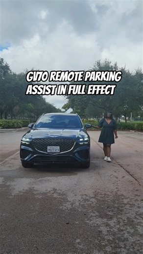 Genesis GV70 Remote Park Assist #automotive #shortscreator #genesis #gv70 #genesissuv #mygenesis