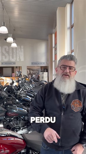 H-D Factory Cagnes-sur-Mer on Instagram: "LE SAVIEZ VOUS ⁉️Dans cette vidéo Philippe vous montre comment démarrer votre Harley-Davidson Softail et Touring en fonction des années, avec le code PIN. Dites nous en commentaire si vous avez des idées de vidéos pour cette catégorie ! #lesaviezvous #harleydavidson #moto #bike #softail"