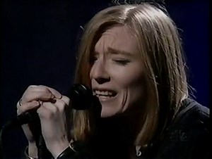 Portishead - Only You (SNL 1998)