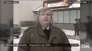 308K views · 5.7K reactions | Archivo| En medio de la invasión de Rusia a Ucrania, McDonald's anunció el cierre de sus restaurantes en el país. Hace más de 30 años, CNN informó sobre la icónica apertura del primer local en la entonces Unión Soviética. Estas son las históricas imágenes. | CNN en Español | Facebook
