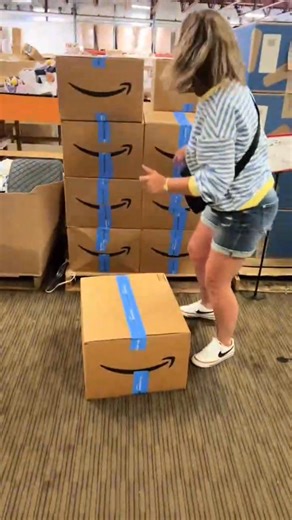  $29 Amazon Tech Mystery Box   Over $1,500 in value — only $29!  Each box is packed with high-end electronics: Smartwatches • iPhones • Surprise Tech Gadgets ♻️ Help clear Amazon returns — and save the planet! ⏰ Final 7-Day Clearance! No restocks in 2025.  10,000+ boxes already sold! ✅ 80% Premium Electronics ✅ Quality-Checked & Ready to Resell ✅ Bigger Orders = Bigger Profits  BONUS: Free tools for the first 100 customers! | Patrick Hyland Dolch | Facebook