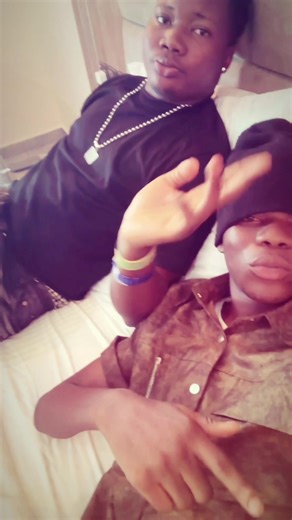 Omo I feel in love but I no get your money 💕😌 #CapCut