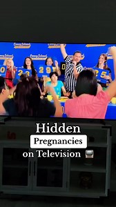 Did you know these Actresses were pregnant during the filming of their shows?! 🤯 @shows #shows #modernfamily #friends #howimetyourmother #newgirl #pregnantactress | PureWow