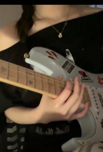 Solo Guitar Cover of Clean Bandit & Demi Lovato