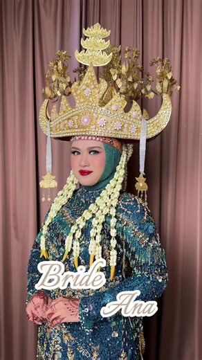 Makeup Inspiration: Sparkling Wedding Looks