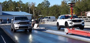 Ford Explorer ST Drag Races Dodge Durango SRT, 3-Row SUVs Almost Pop Wheelie